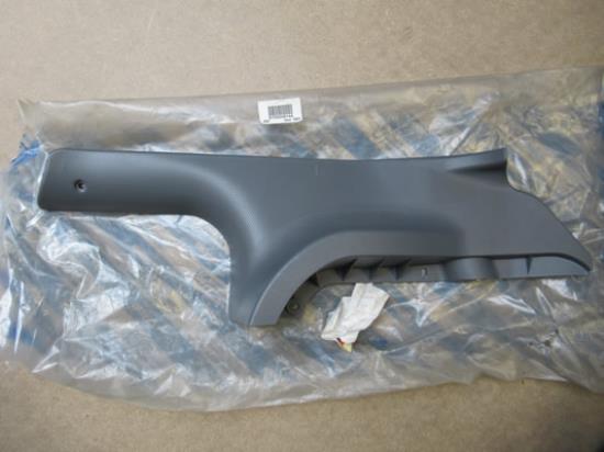 735246144 Dorpellijst rechter achterzijde