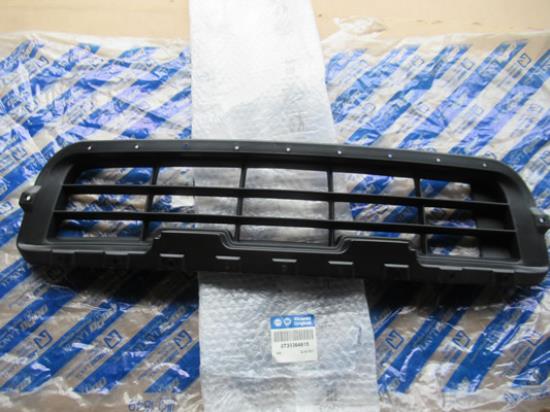 735364615 Grille voorbumper