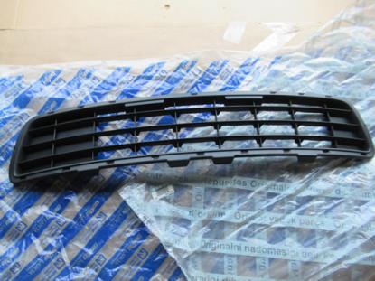 735366075 Grille voorbumper
