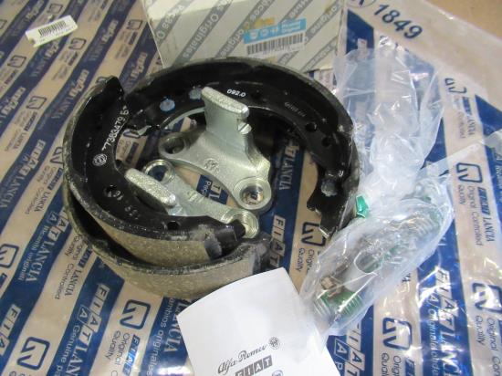 77363479 Remschoenset