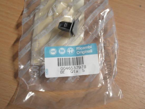 46537978 Plug
