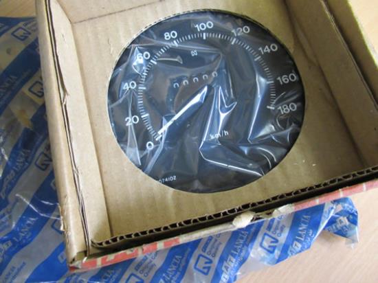 7074102 Snelheidsmeter