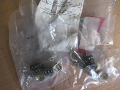 7078633 Remmenset achter