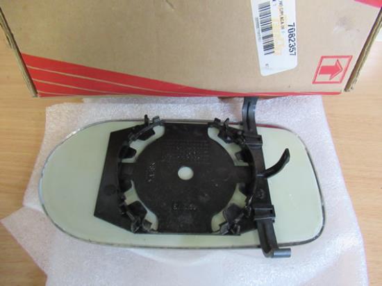 7082357 Spiegelglas rechterzijde