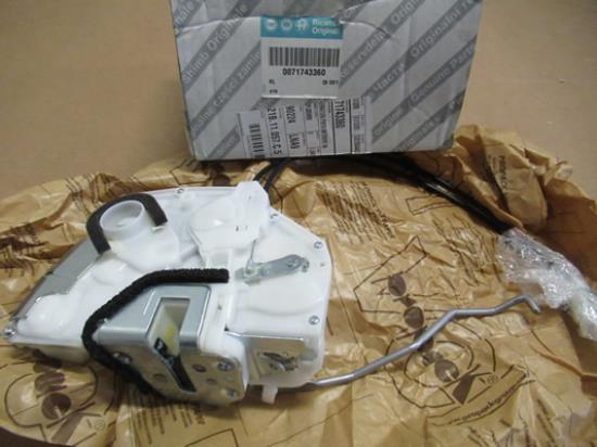 71743360 Deurslot linker voorzijde