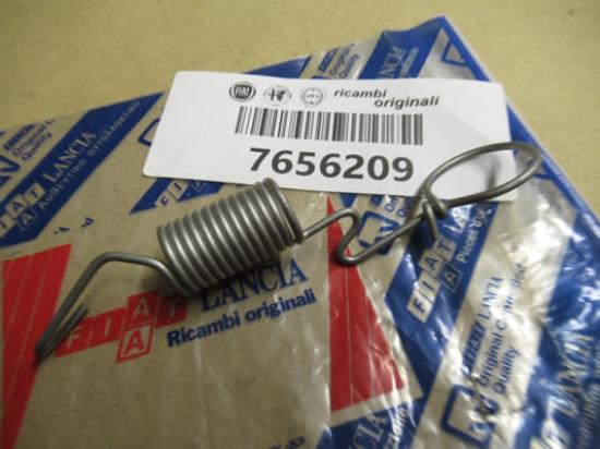 7656209 Veer koplamp