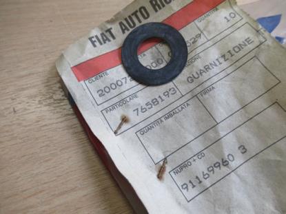 7658193 Pakking zijruit