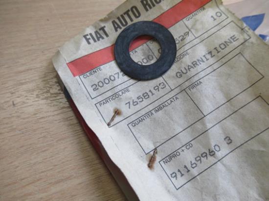 7658193 Pakking zijruit