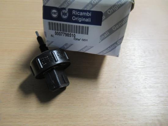 7798510 Brandstof sensor diesel