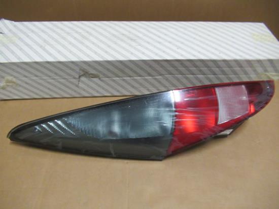 9467023480 Achterlicht links