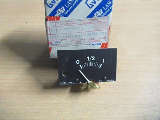 9939869 Brandstofmeter