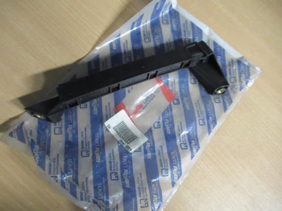 46539364 Geleiding voor raam linksachter