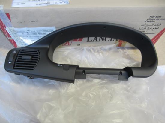 735275544 Sierstuk dashboard linkerzijde