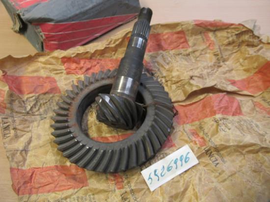 5926996 Kroon en pignon set