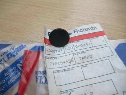 718154636 Plug kofferbak linkerzijde