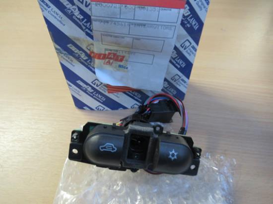 717745614 Schakelaar