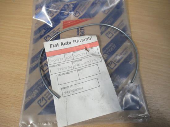 7783753 Veer brandstofklep