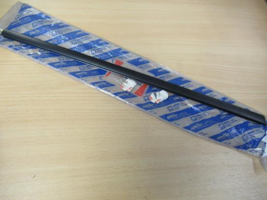 46720337 Sierlijst zijruit rechterzijde