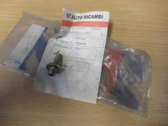 46720815 Pen voor ruit