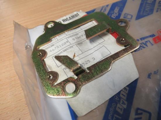 46721229 Beugel voor airco