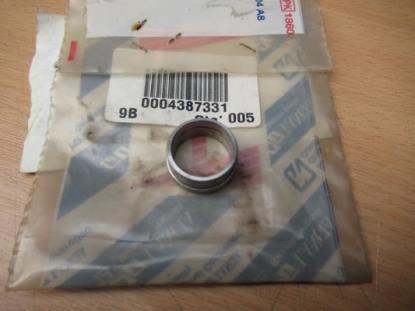 4387331 Bus cilinderkop