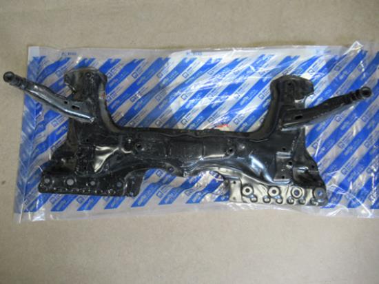 7781447 Subframe vering voorzijde