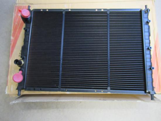46518233 Radiateur 1.9 2.4