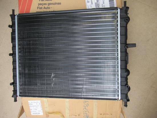46737569 Radiateur