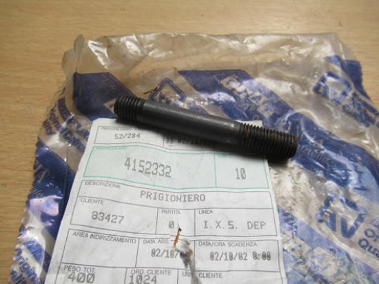 4152332 Tapeind distributie