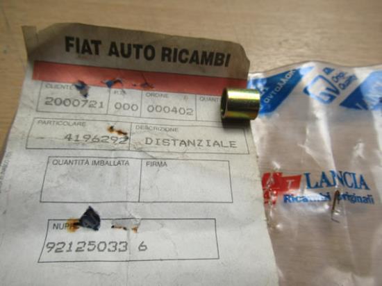 4196292 Afstandstuk 8x10x10mm