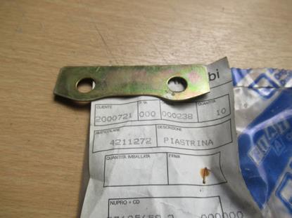 4211272 Plaatje uitlaatpijp