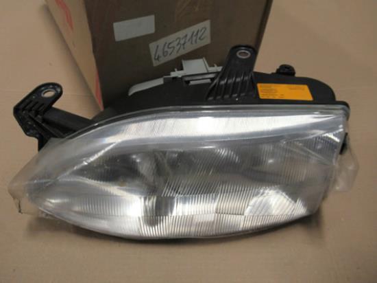 46537112 Koplamp links