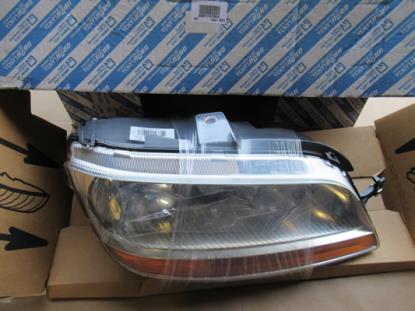 51747604 Koplamp rechts