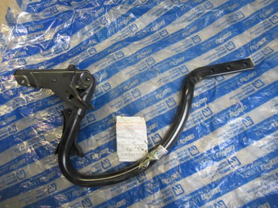 46473405 Scharnier achterklep rechterzijde