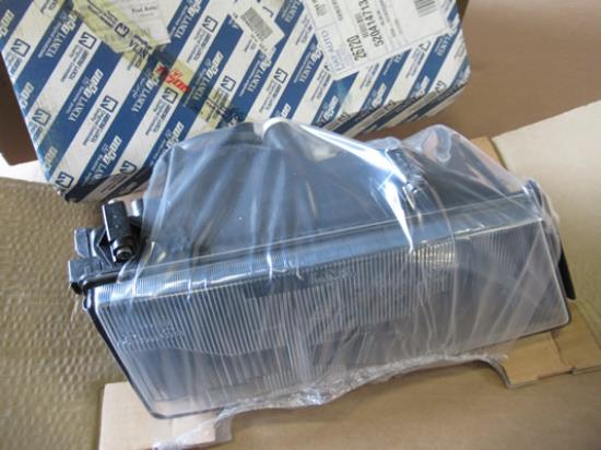 46527995 Koplamp rechts