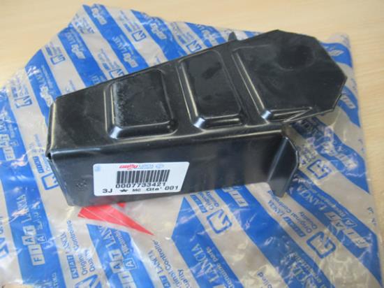 7733421 Beugel vloer rechterzijde