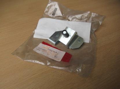 7791714 Steun achterbumper linkerzijde