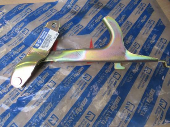 7792793 Scharnier motorgedeelte rechterzijde