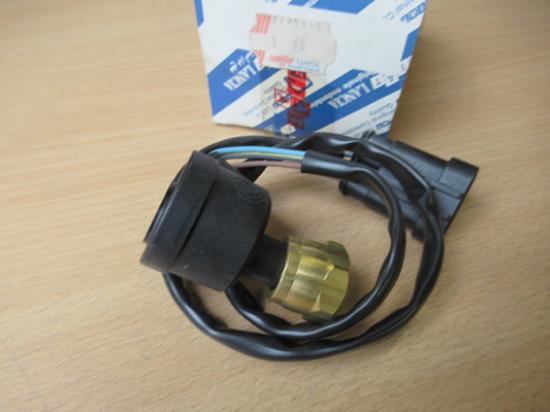 7793645 Zender snelheidssignalen