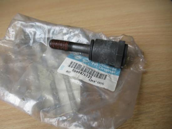 46476121 Bout met ring distributie