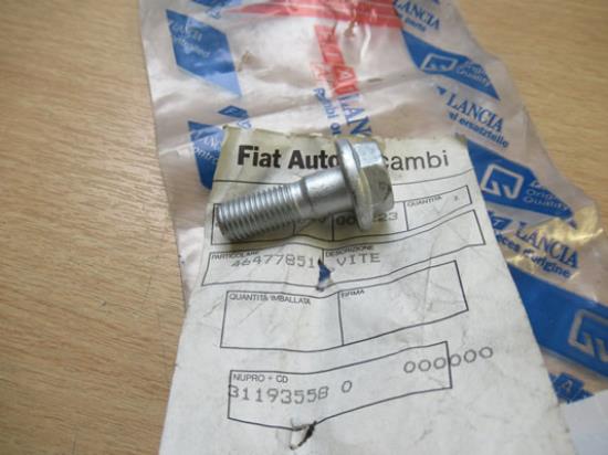 46477851 Bout M10x30mm