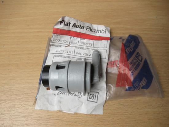 46735181 Beluchter brandstoftank