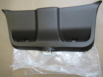 735385695 Sierstuk achterklep