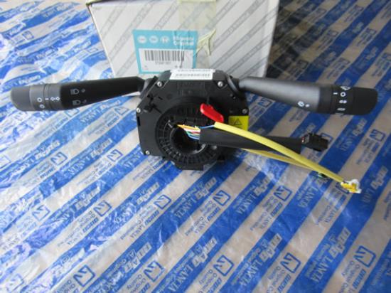 735471937 Stuurschakelaar