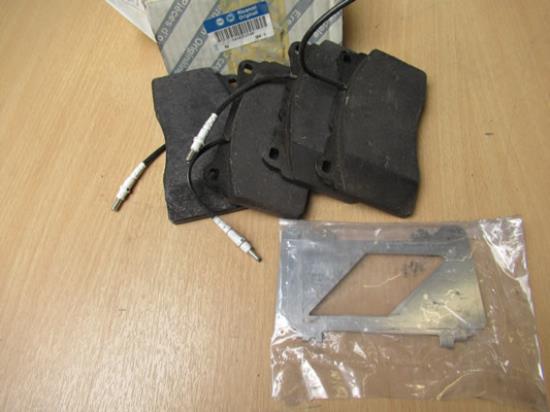 9404252548 Remblokset voorzijde