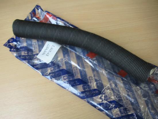 46474977 Slang naar luchtfilterhuis