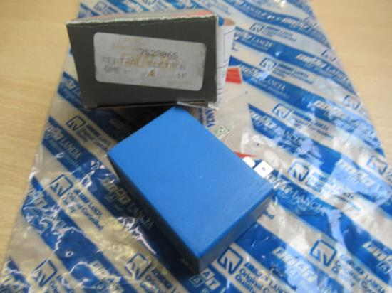 7523865 Relais portiervergrendeling