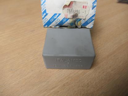 7538296 Relais deurvergrendeling