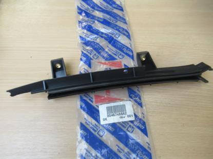 46748982 Glas geleider linkerzijde