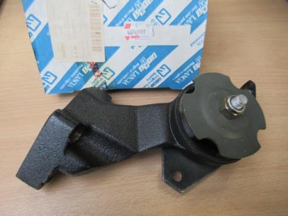 46749597 Steun motorblok compleet